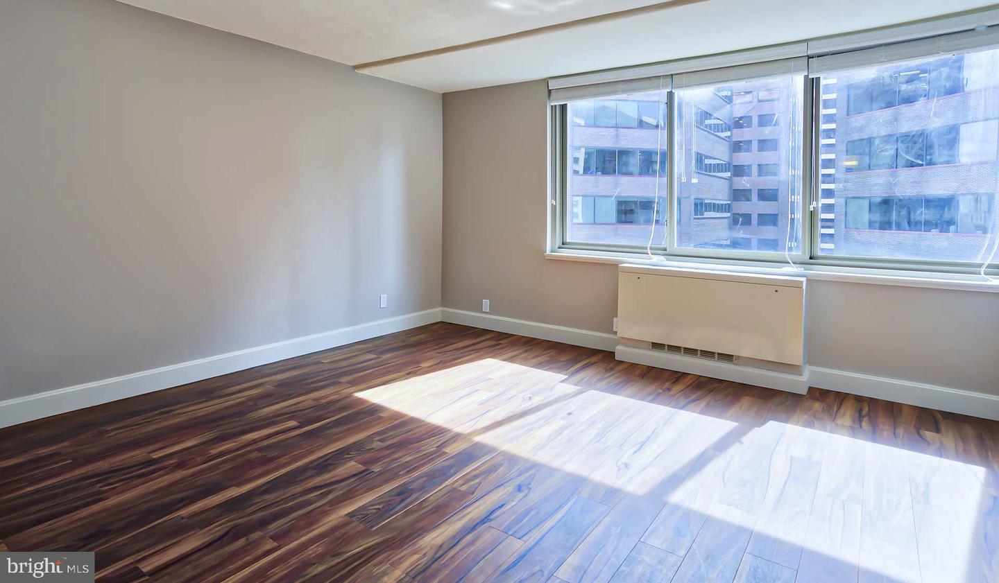 1815 John F Kennedy Blvd #2915 Property Photo 28
