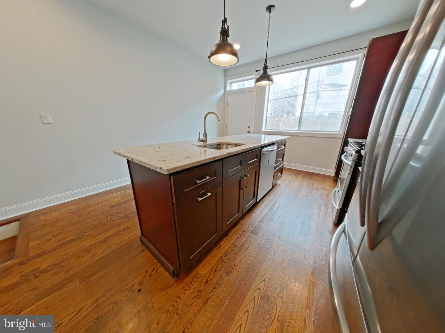 2017 Oakford St Property Photo 14