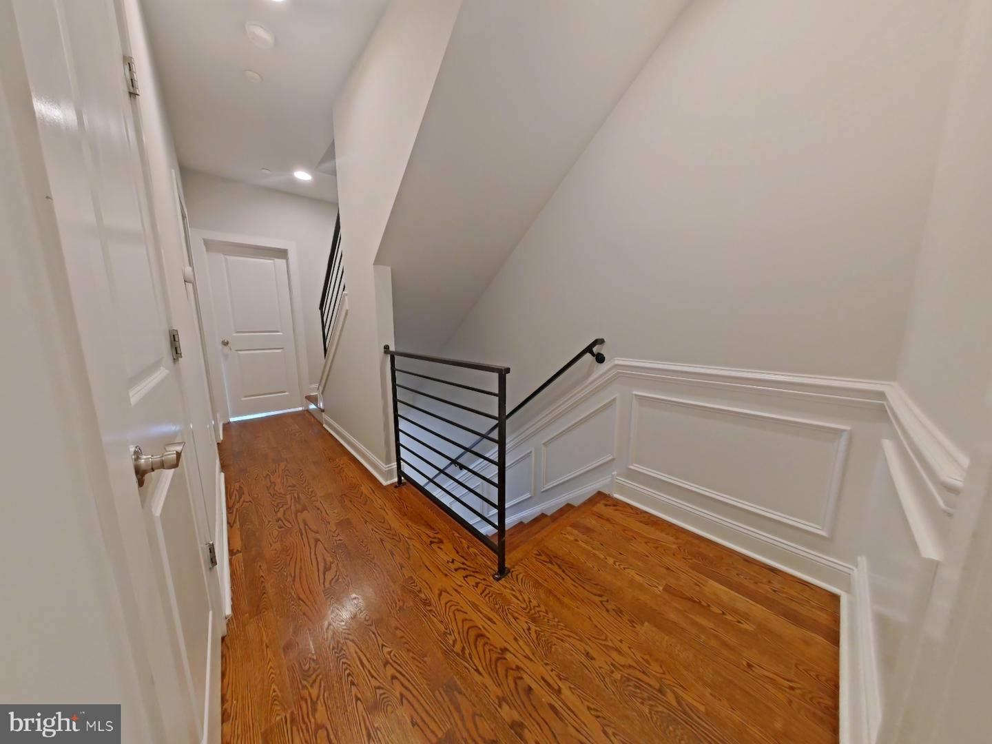 2017 Oakford St Property Photo 19