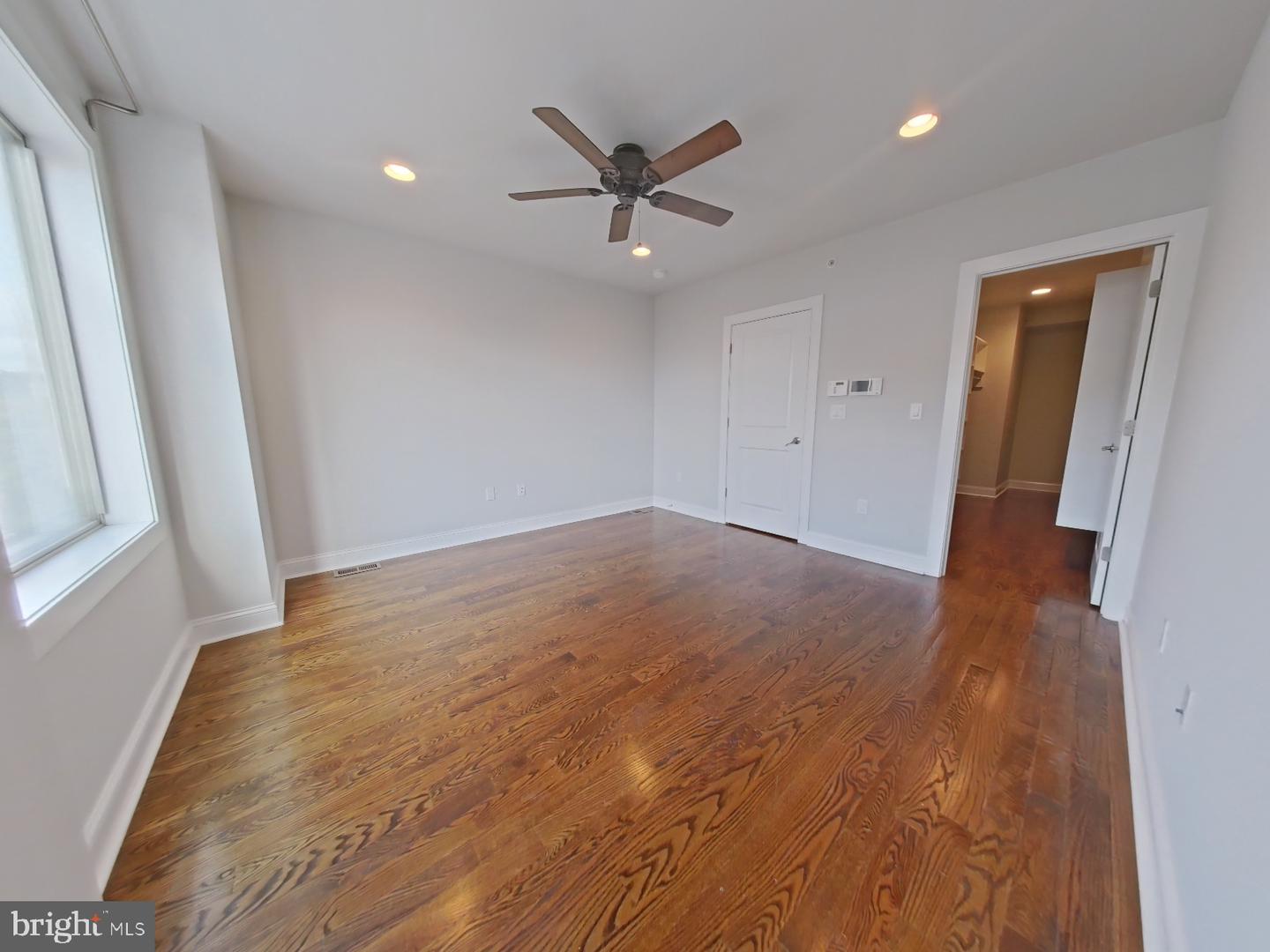2017 Oakford St Property Photo 20