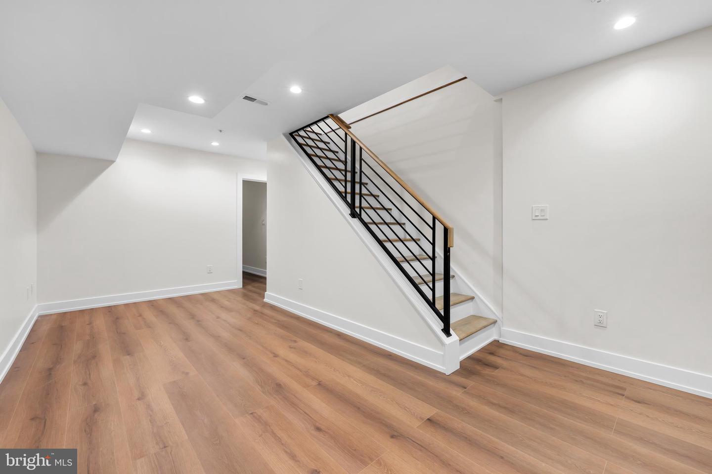 2324 Reed St Property Photo 57
