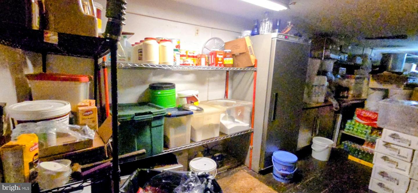 947 Federal St Property Photo 10