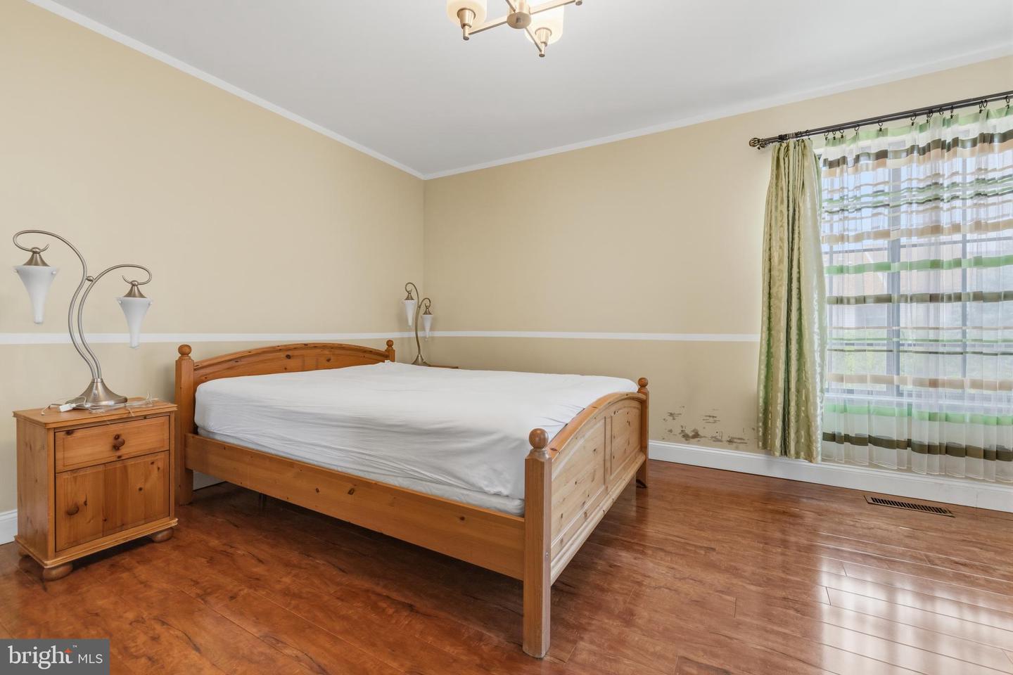 1204 Friel Pl Property Photo 12