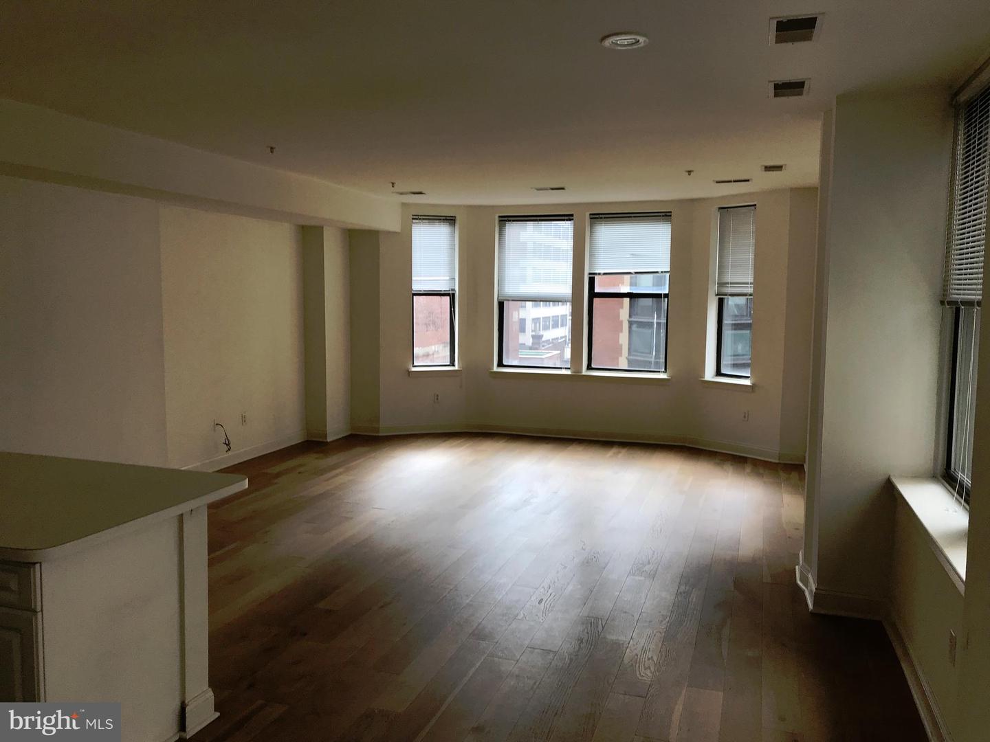 1229 Chestnut St #b04 Property Photo 2