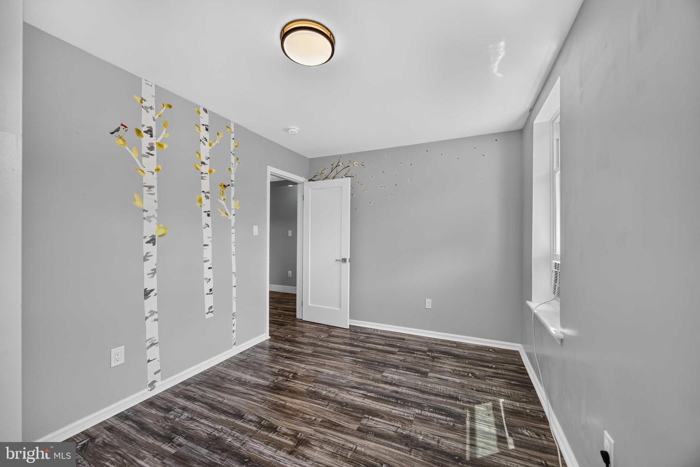 2715 Sears St Property Photo 14