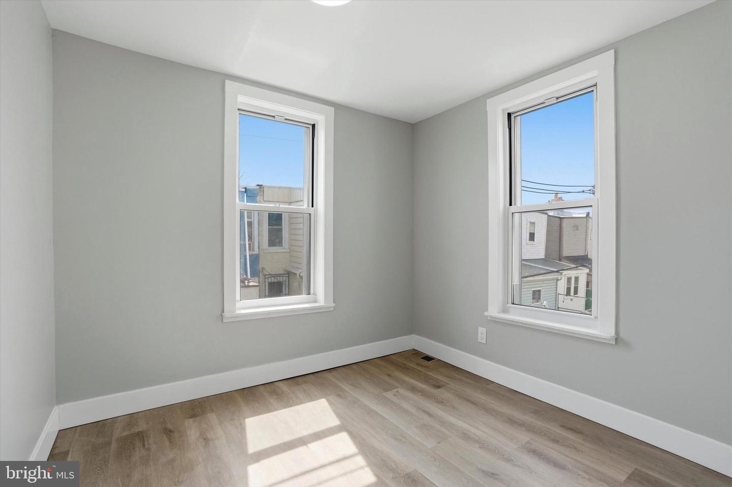 3185 Agate St Property Photo 15