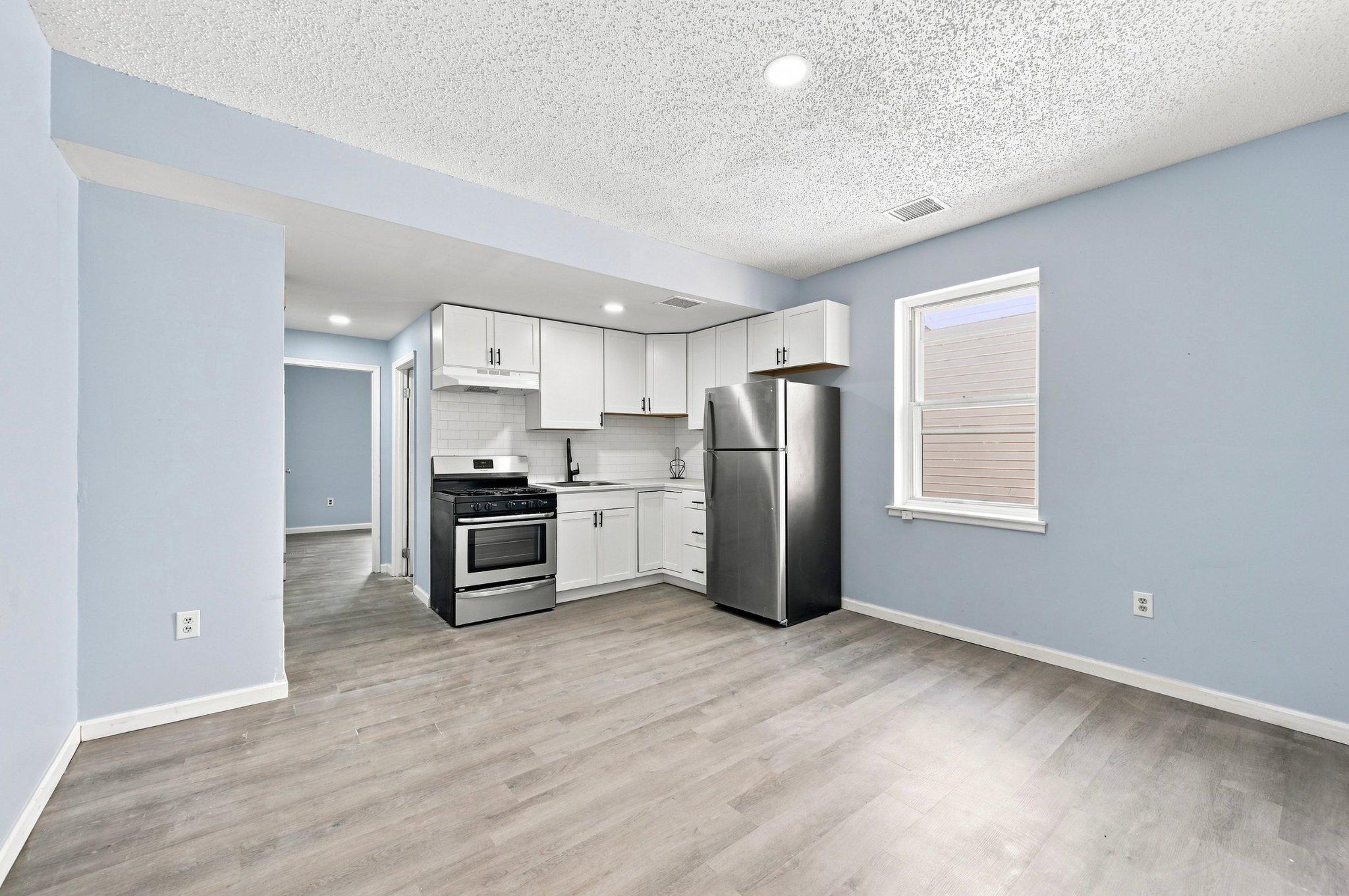 5436 Chestnut St Property Photo 3