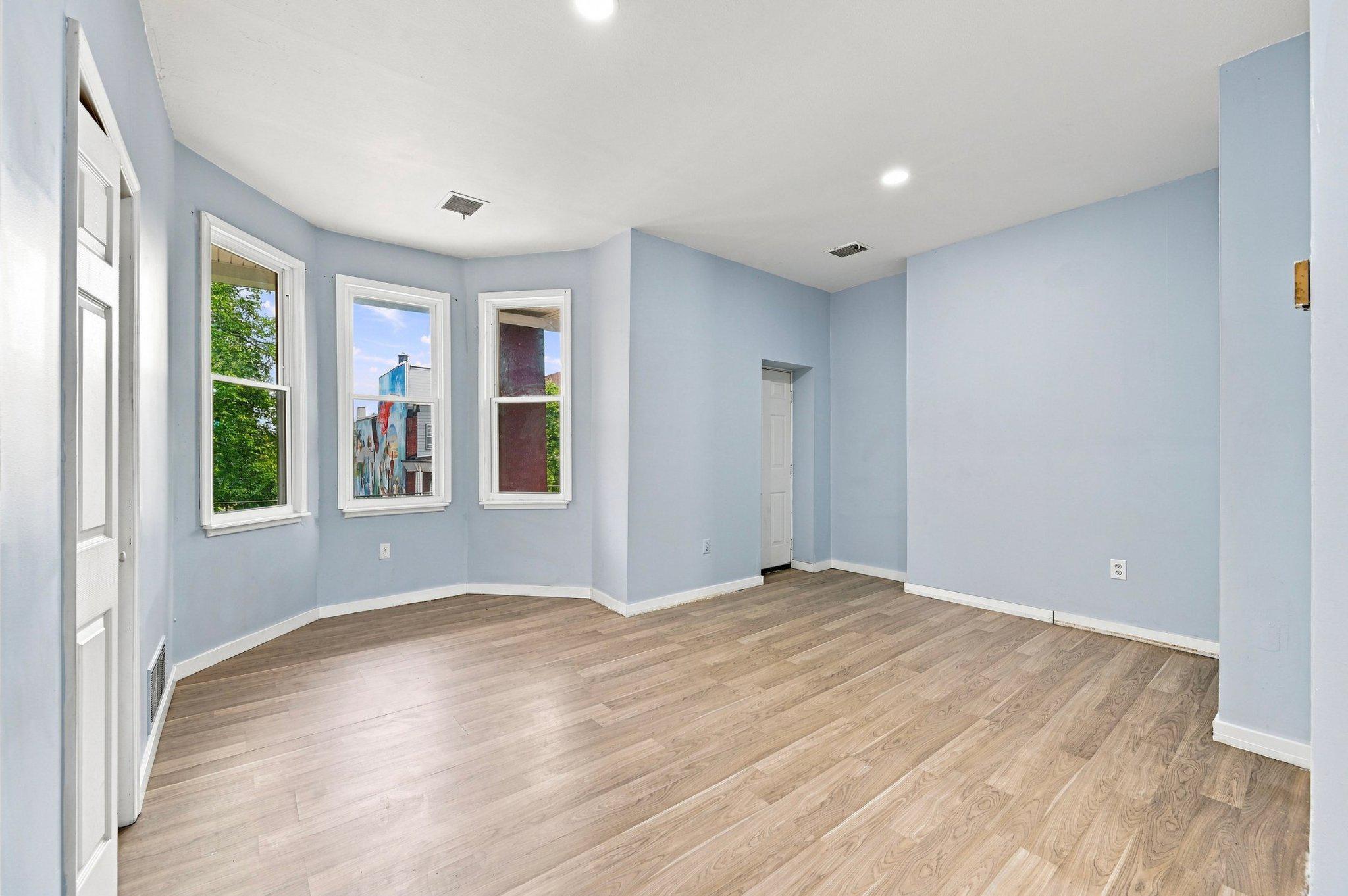 5436 Chestnut St Property Photo 8
