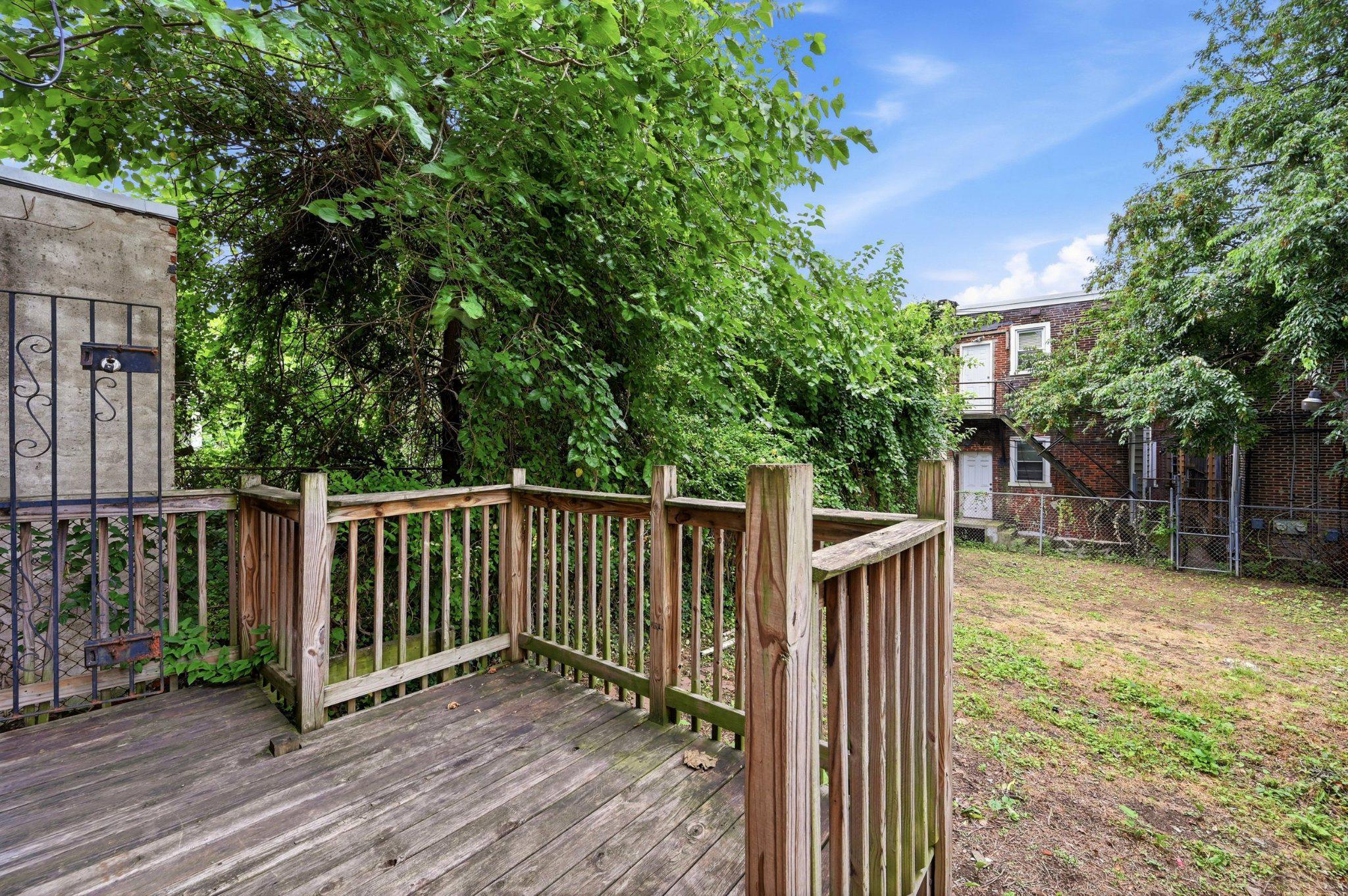 5436 Chestnut St Property Photo 16