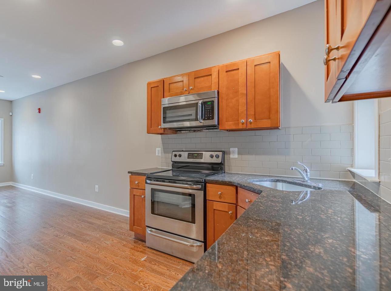 1806 W Berks St Property Photo 7