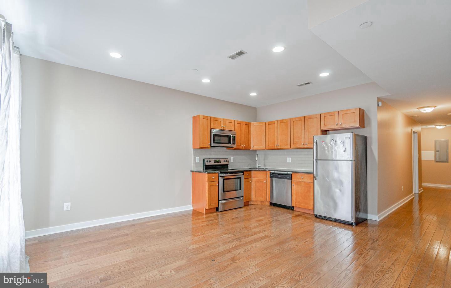 1806 W Berks St Property Photo 21