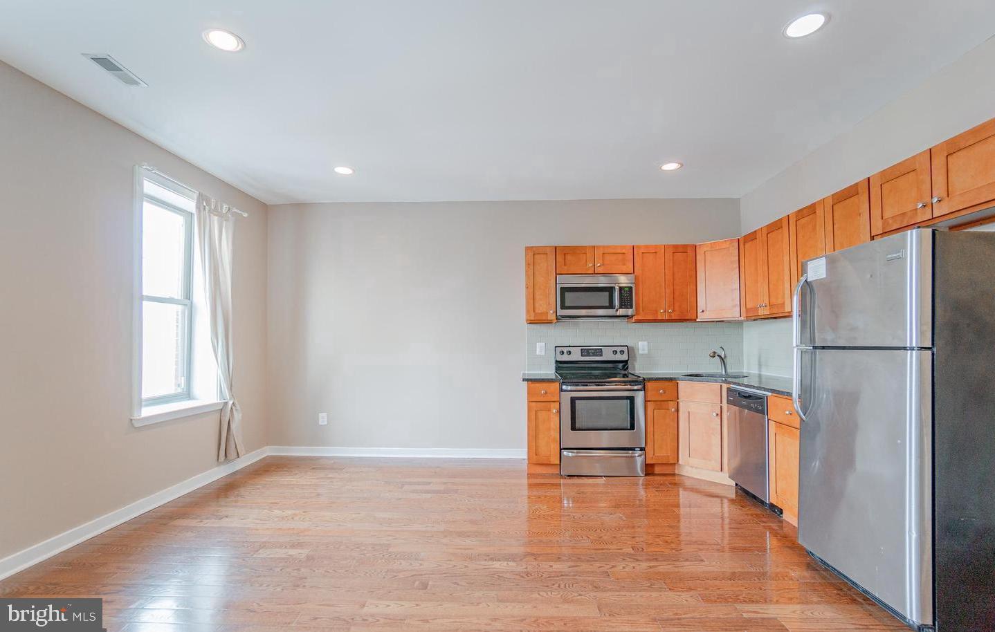 1806 W Berks St Property Photo 29
