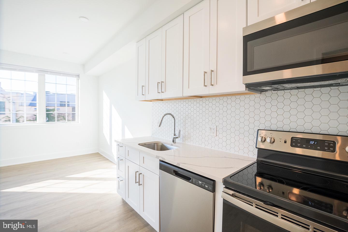 1324 Frankford Ave #unit 412 Property Photo 4