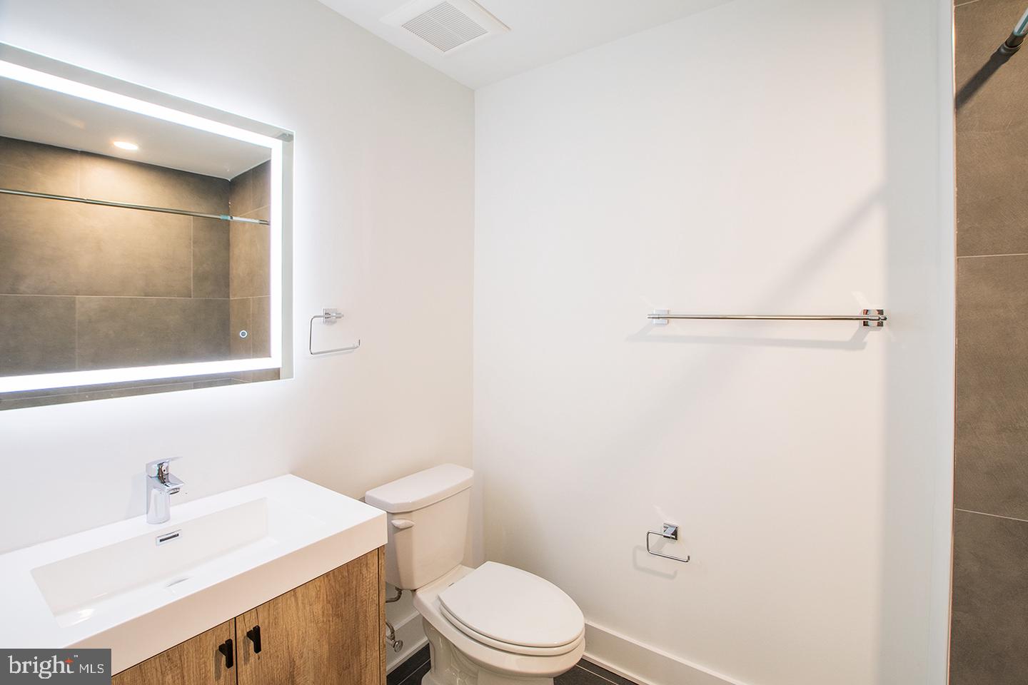 1324 Frankford Ave #unit 412 Property Photo 8