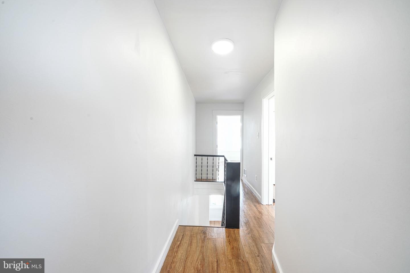 3227 Salmon St Property Photo 16