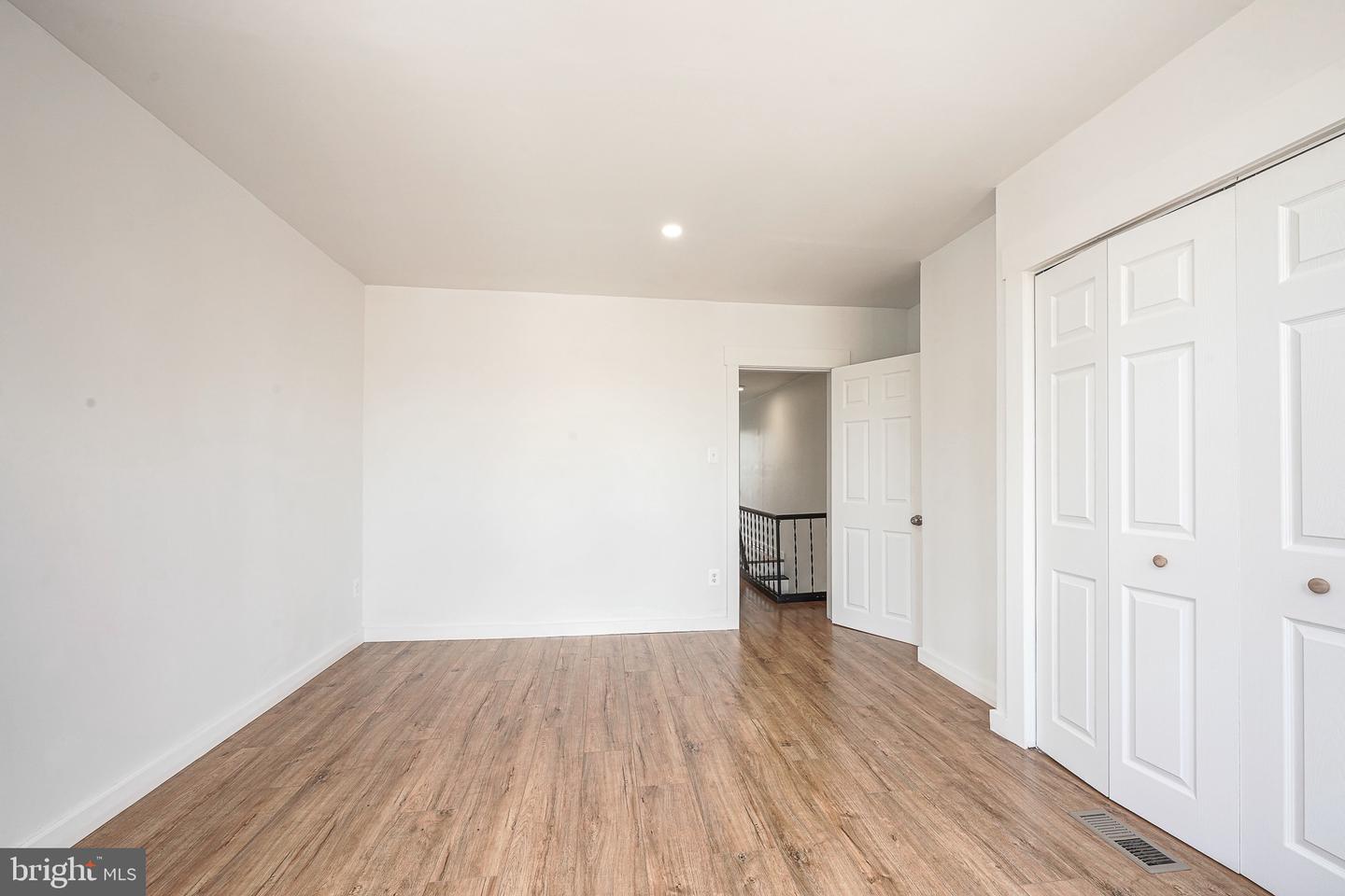 3227 Salmon St Property Photo 19