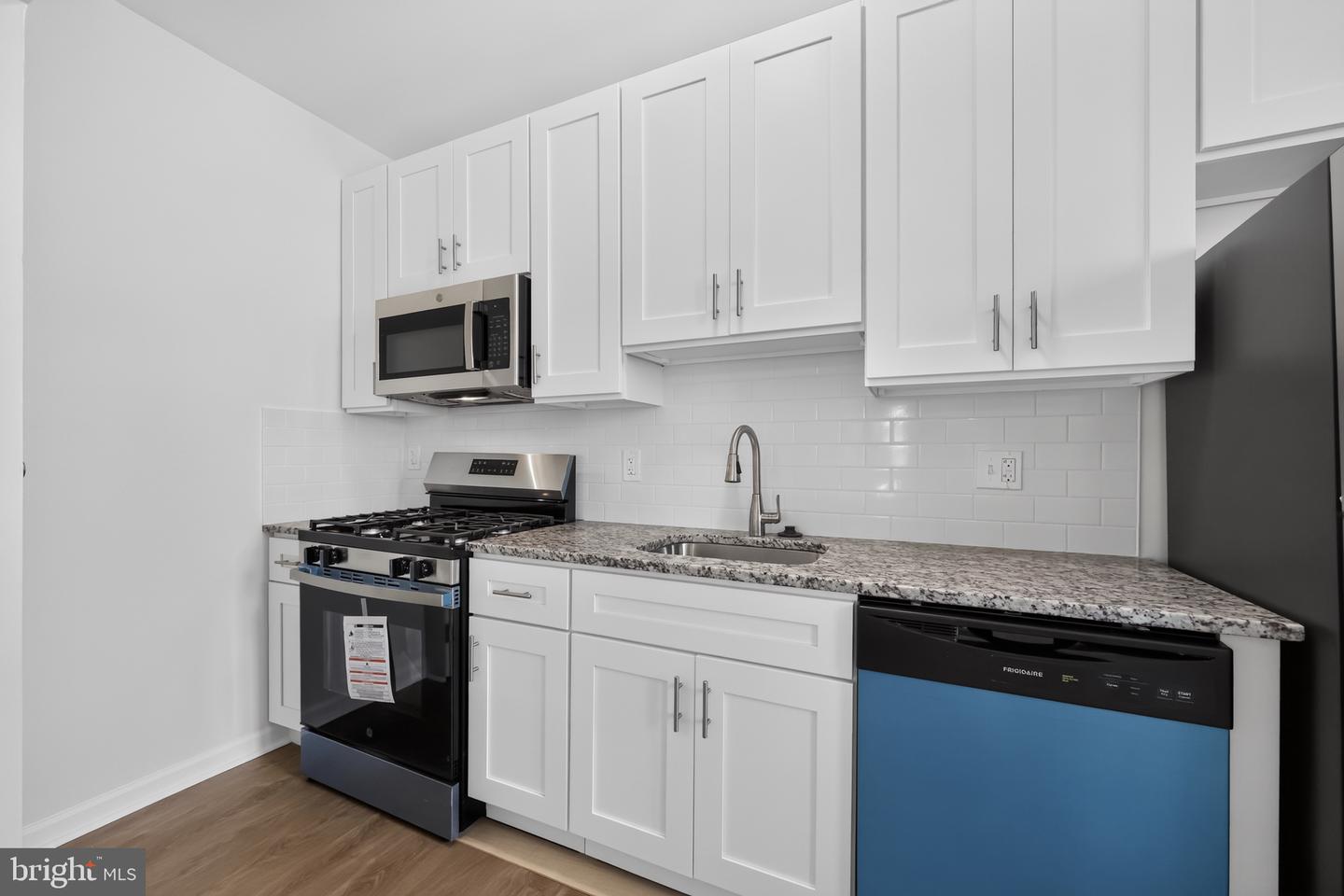 3301 W Allegheny Ave Property Photo 5