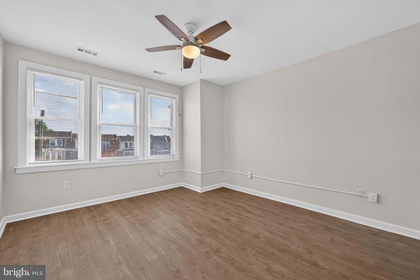 3301 W Allegheny Ave Property Photo 12