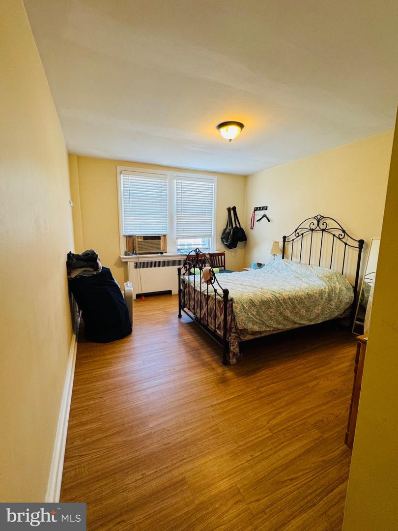 3352 Longshore Ave Property Photo 7
