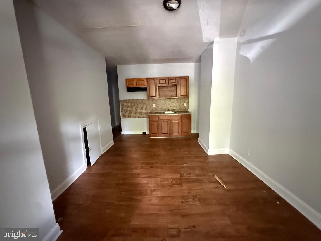 6321 Limekiln Pike Property Photo 2
