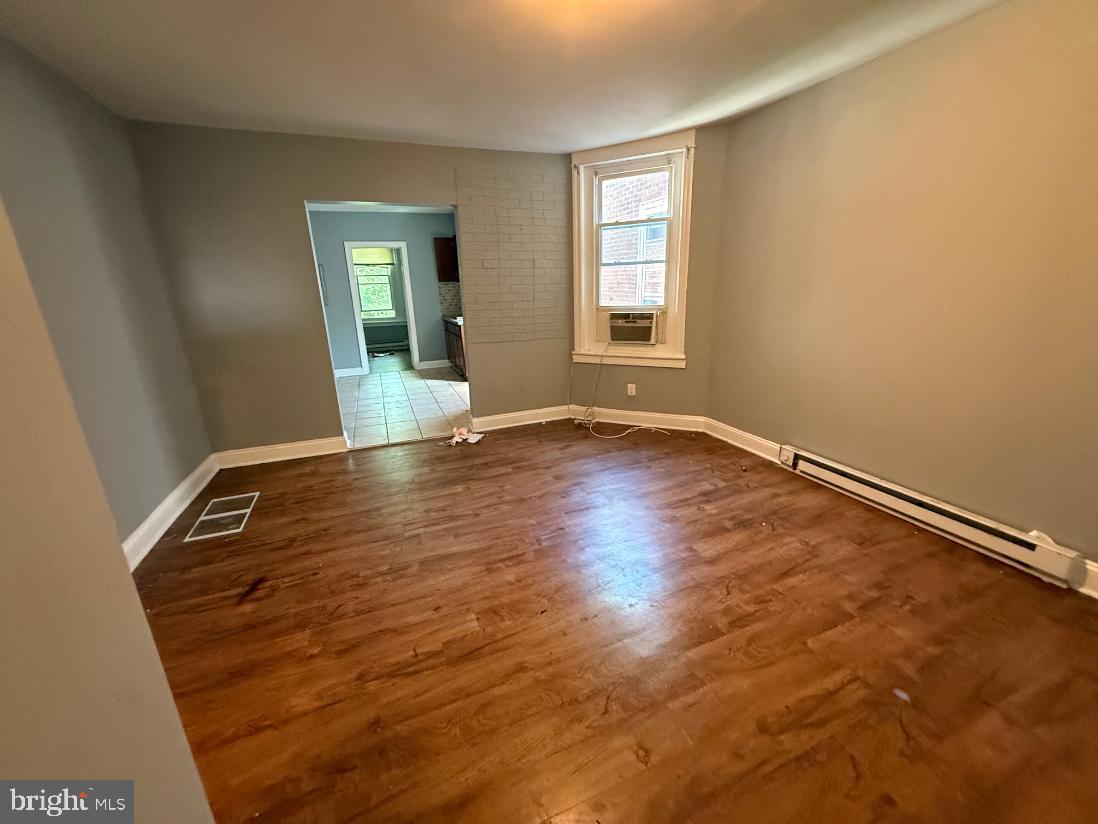 6321 Limekiln Pike Property Photo 6