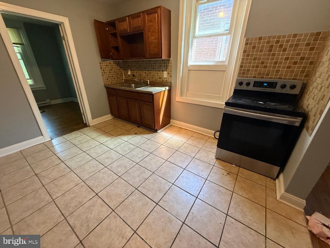 6321 Limekiln Pike Property Photo 7