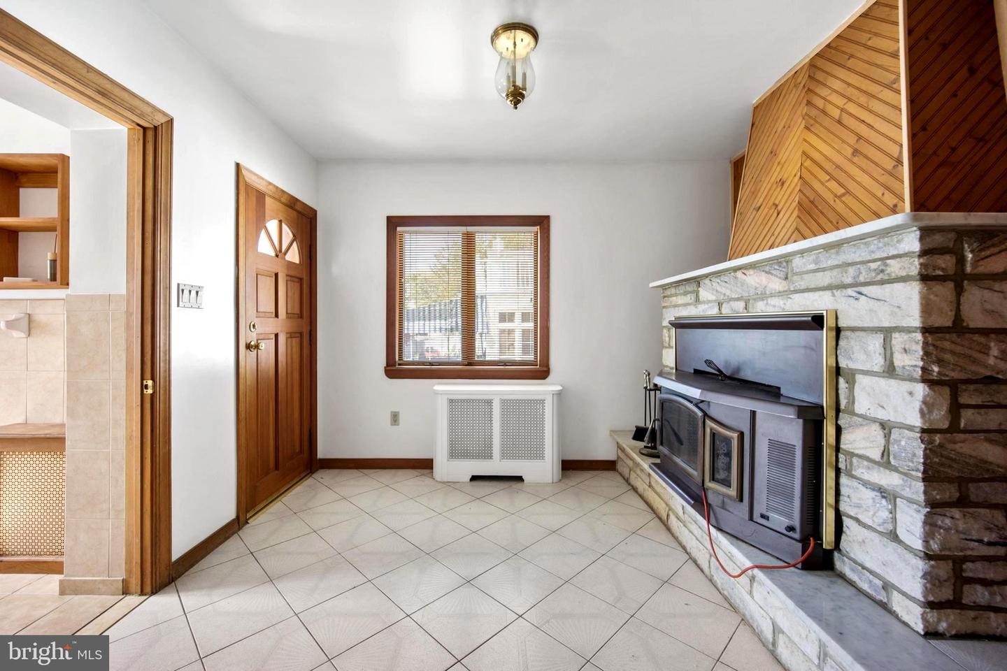 8303 Algon Ave Property Photo 10