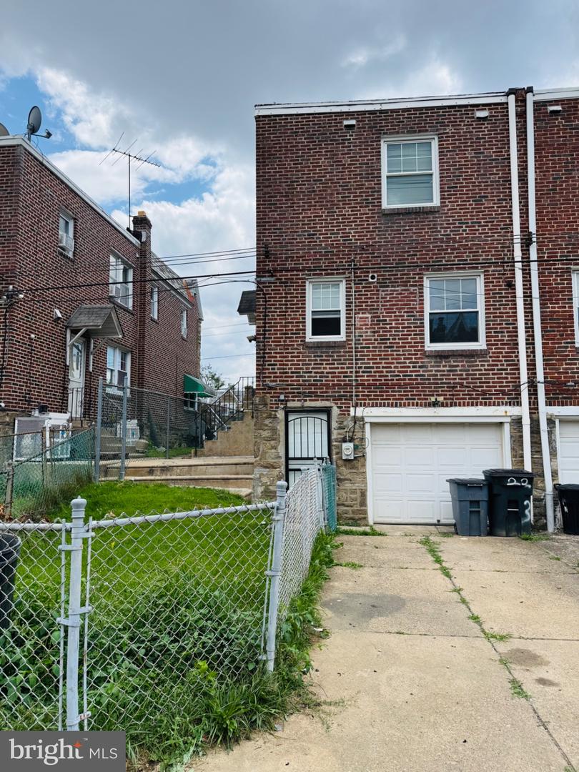 1223 Knorr St Property Photo 2