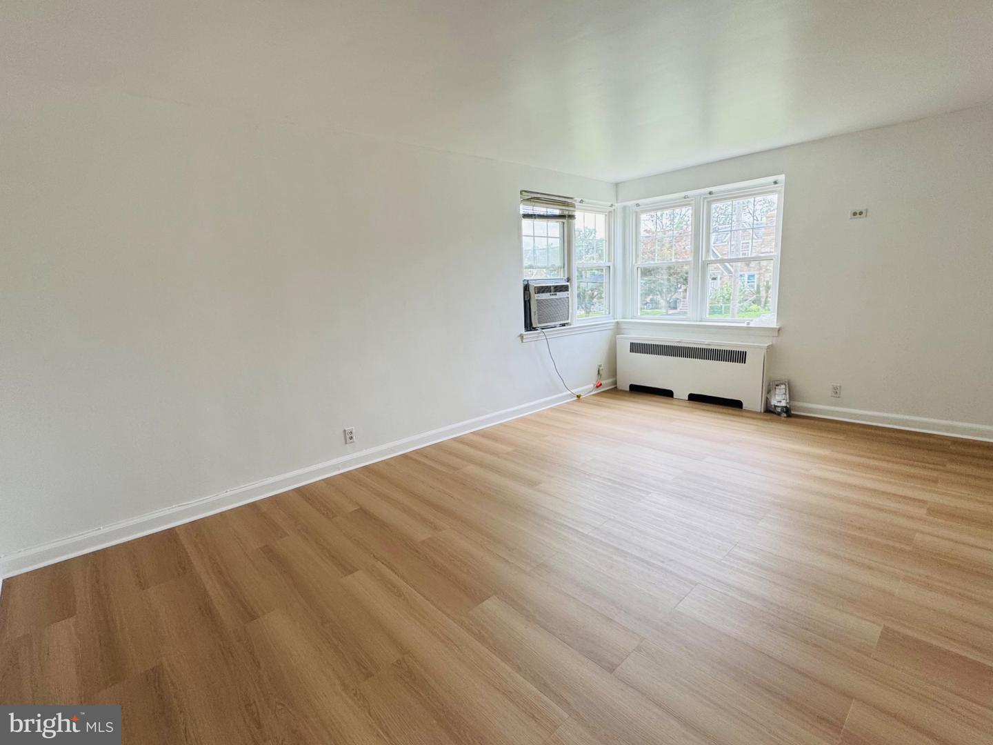 1223 Knorr St Property Photo 3