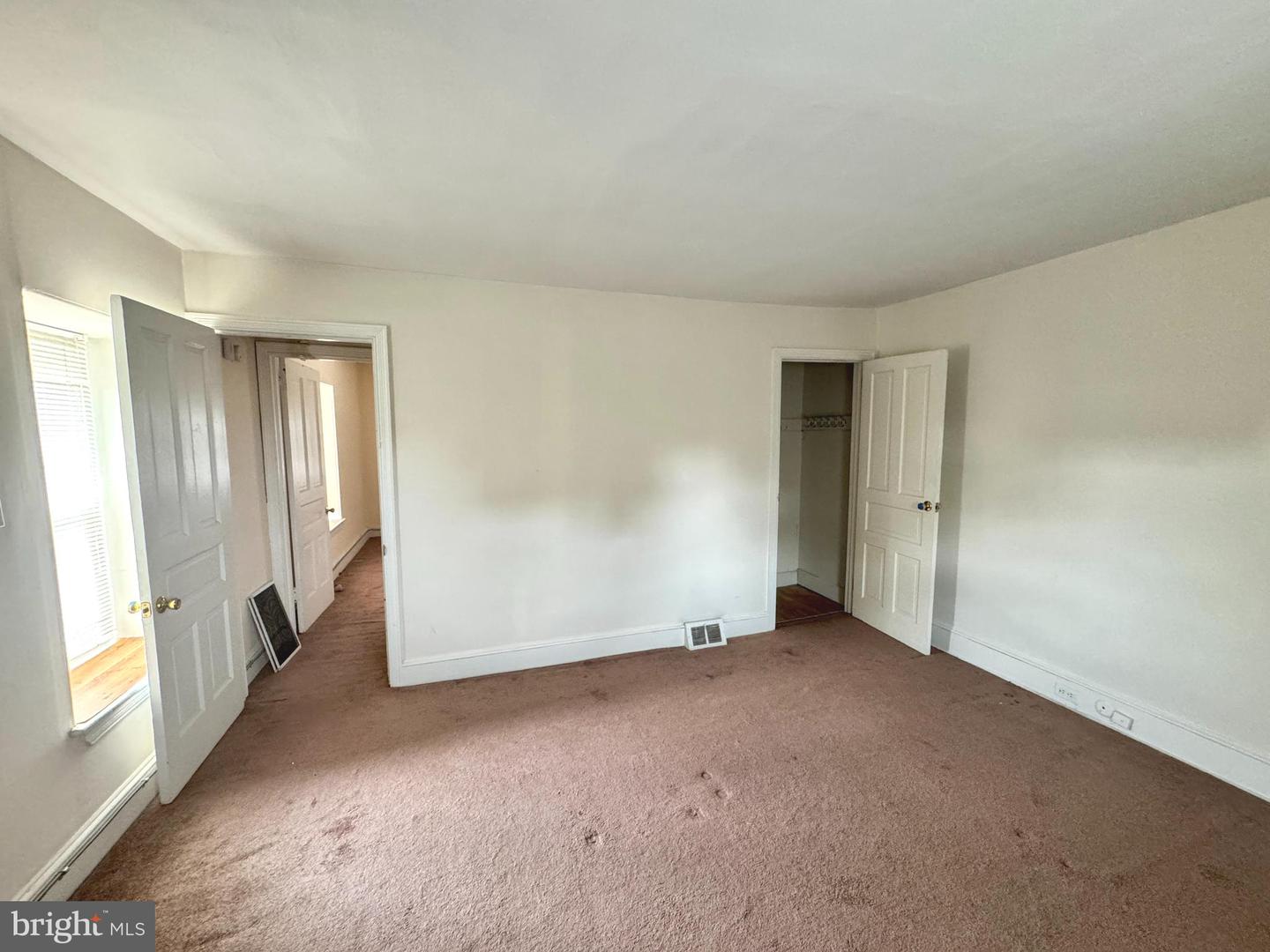 1131 Cottman Ave Property Photo 17