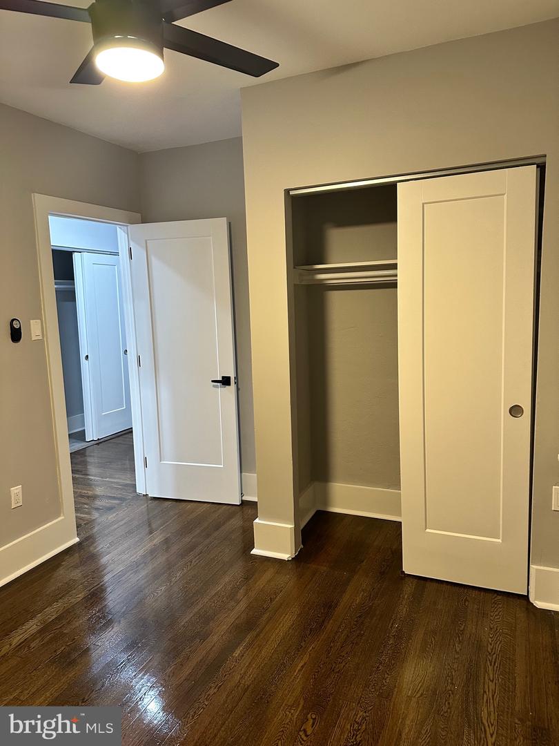 200-205 W Sedgwick St #300 Property Photo 18