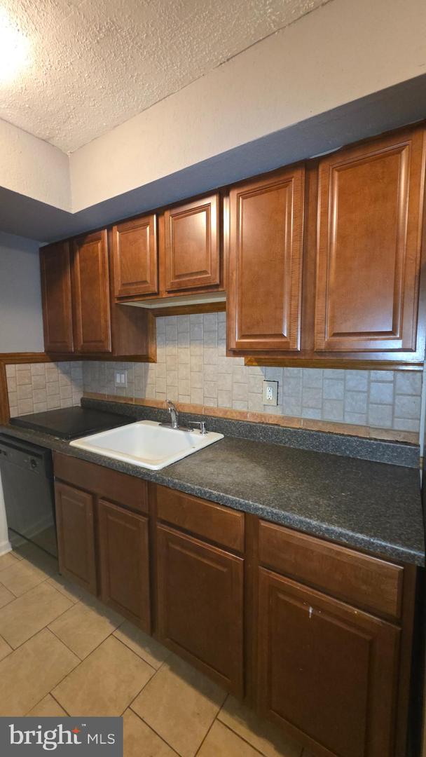 600 Edison Ave #648a Property Photo 5