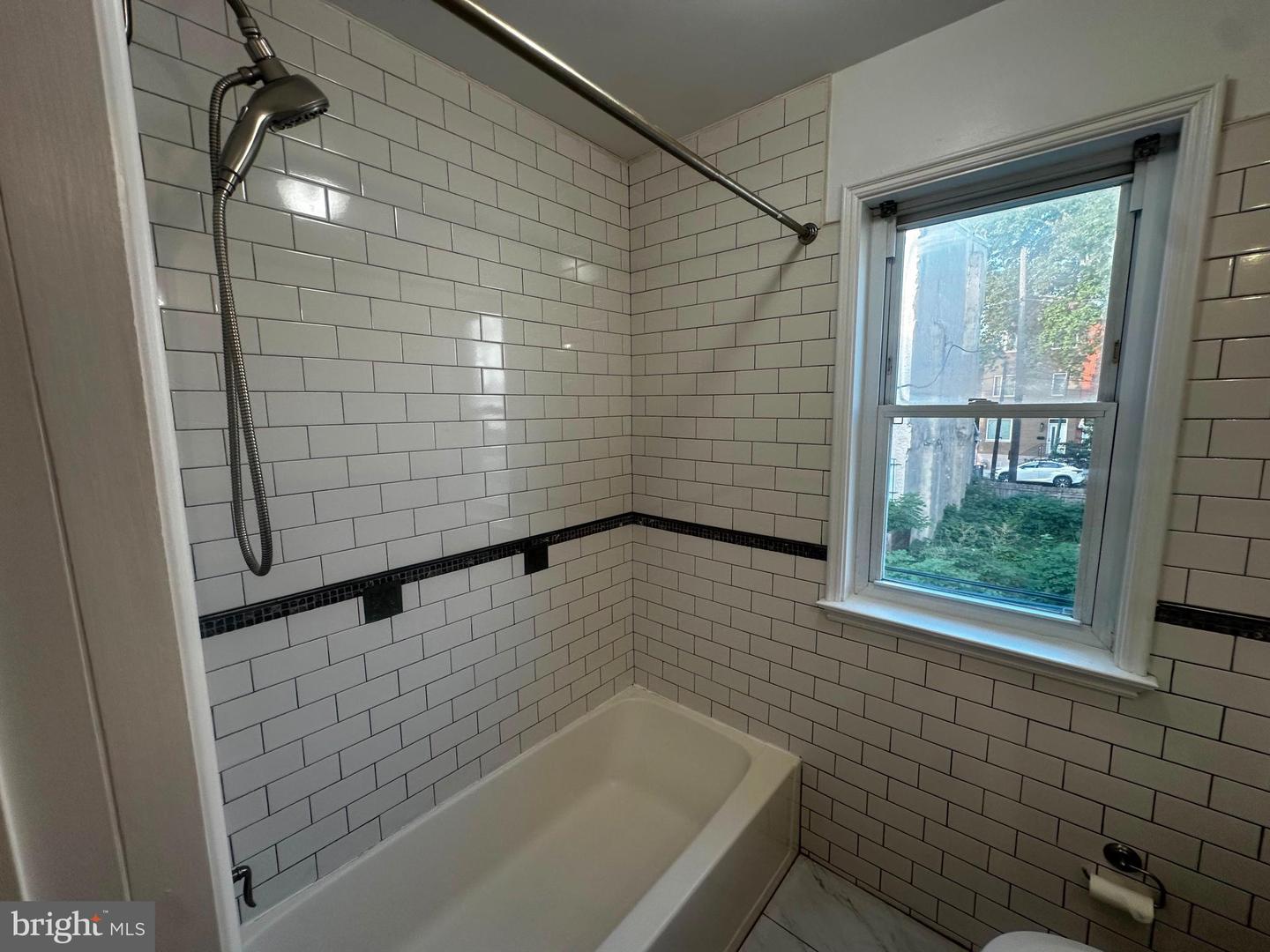 315 N Holly St Property Photo 10