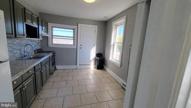 6031 Chestnut St Property Photo 6