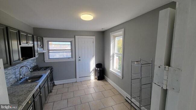 6031 Chestnut St Property Photo 8