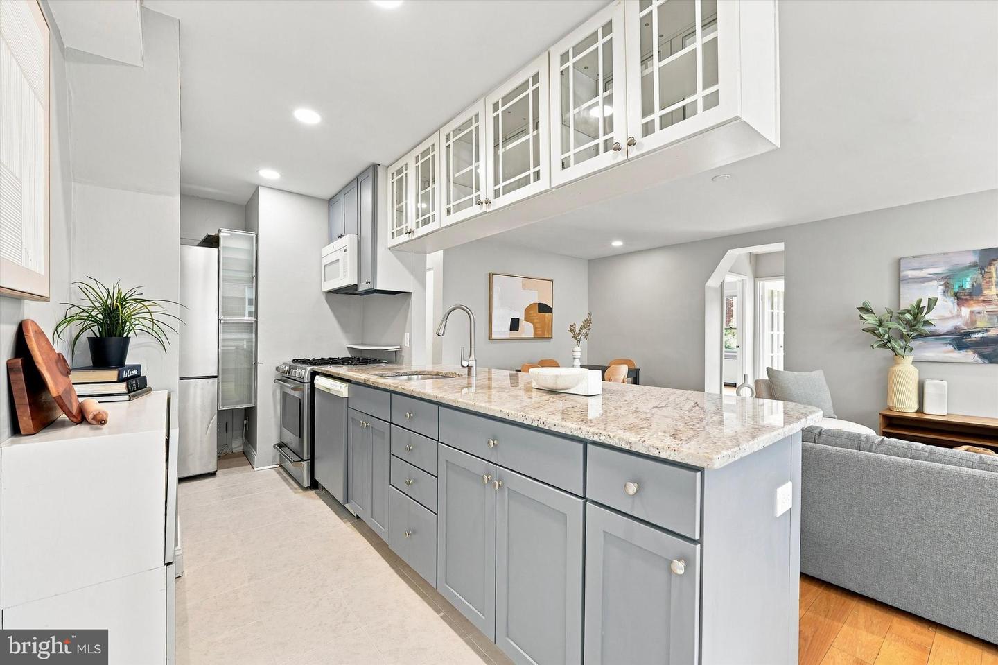 1810-18 Rittenhouse Sq #407-408 Property Photo 11