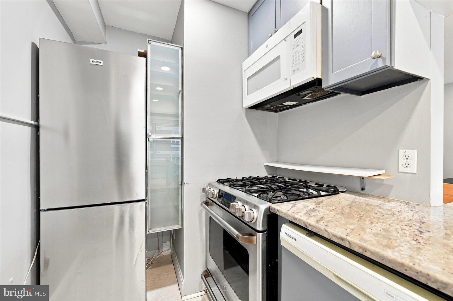 1810-18 Rittenhouse Sq #407-408 Property Photo 12
