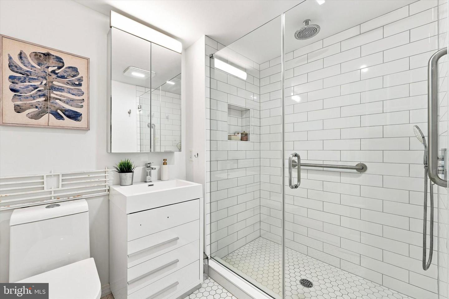 1810-18 Rittenhouse Sq #407-408 Property Photo 17