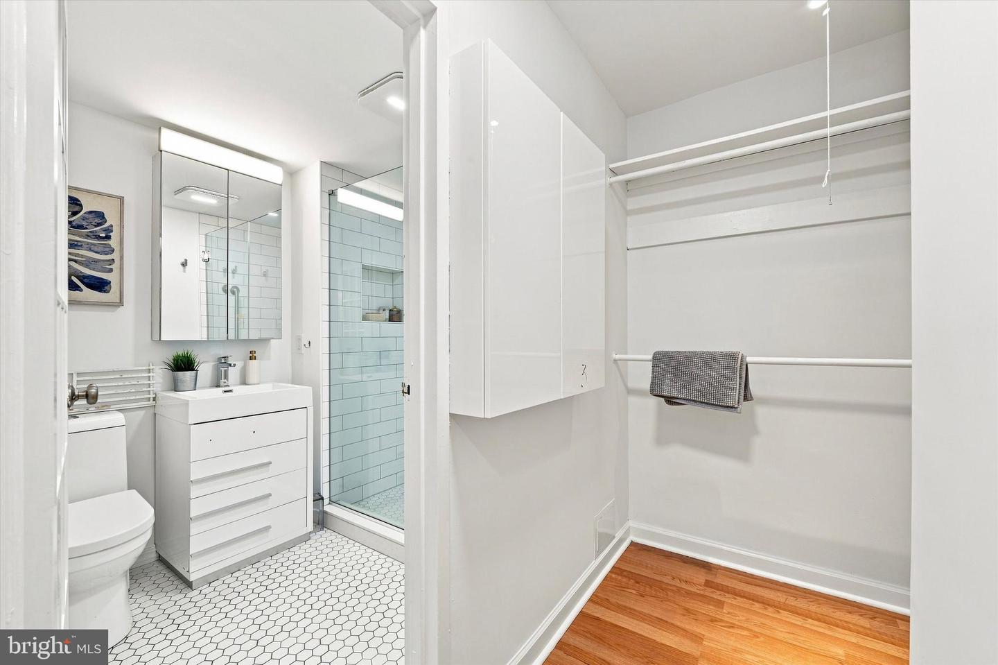 1810-18 Rittenhouse Sq #407-408 Property Photo 18