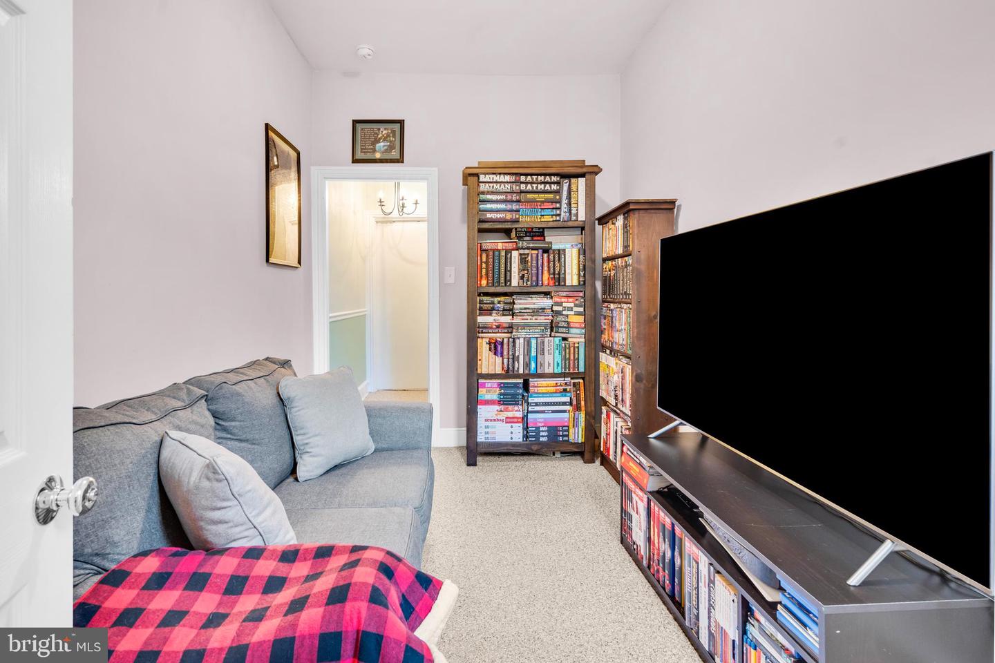 362 Martin St Property Photo 17