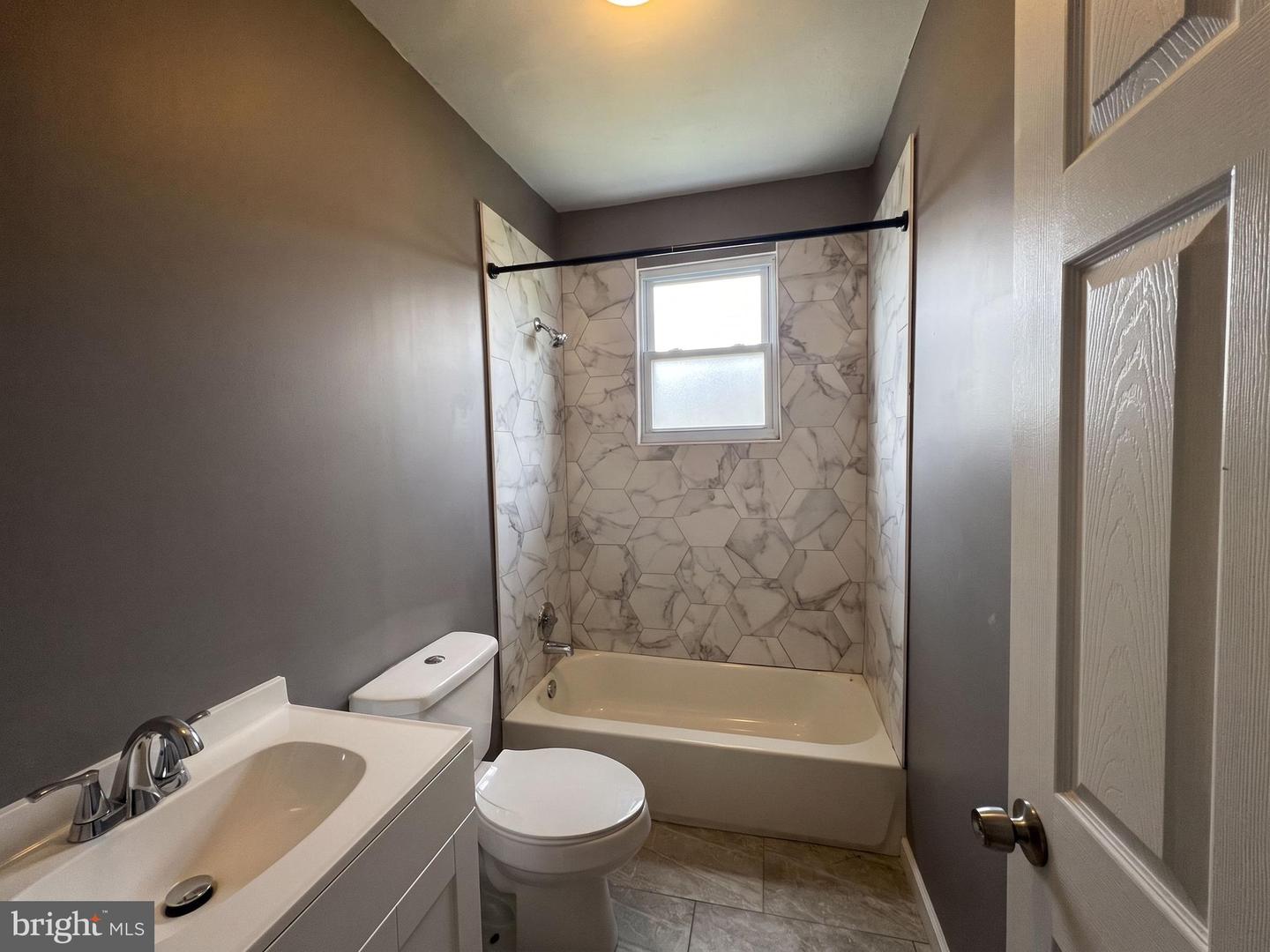 432 S 57th St Property Photo 10