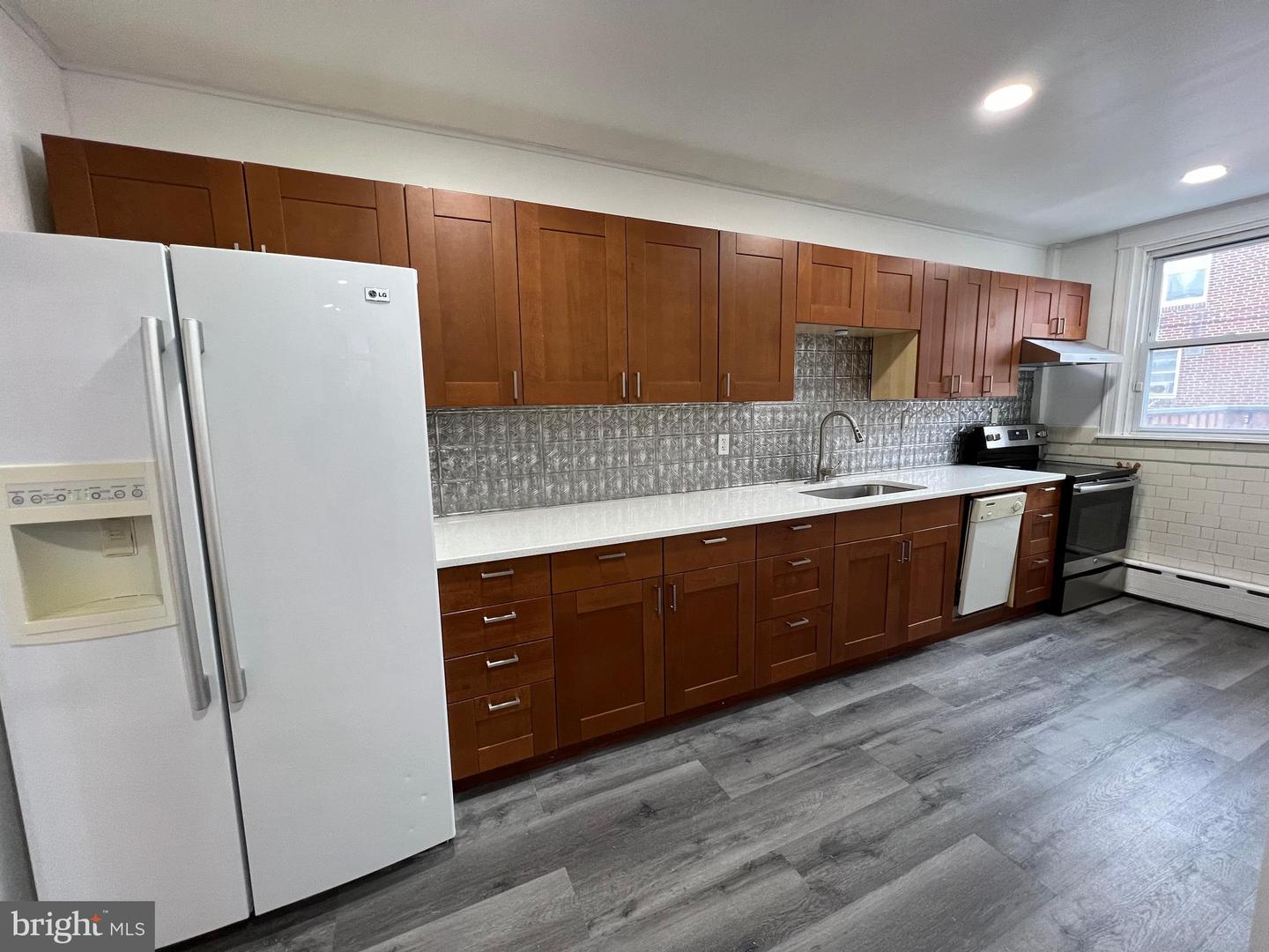4243 Cottman Ave Property Photo 11