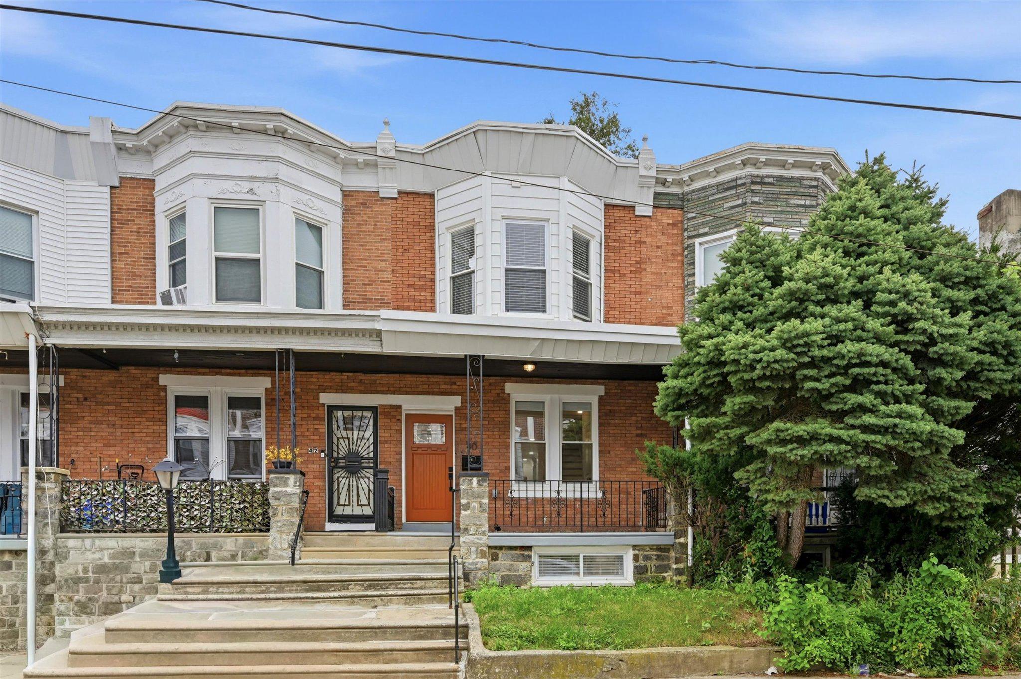 40 E Slocum St Property Photo 3