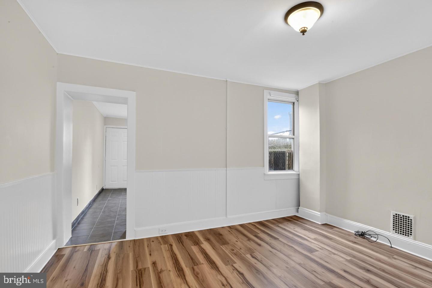 2306 Mercer St Property Photo 7