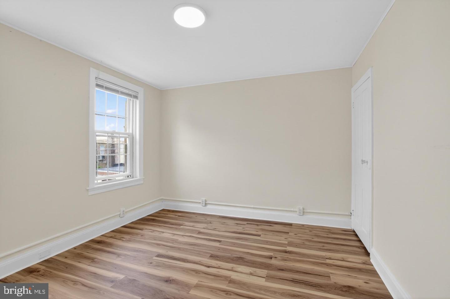 2306 Mercer St Property Photo 17