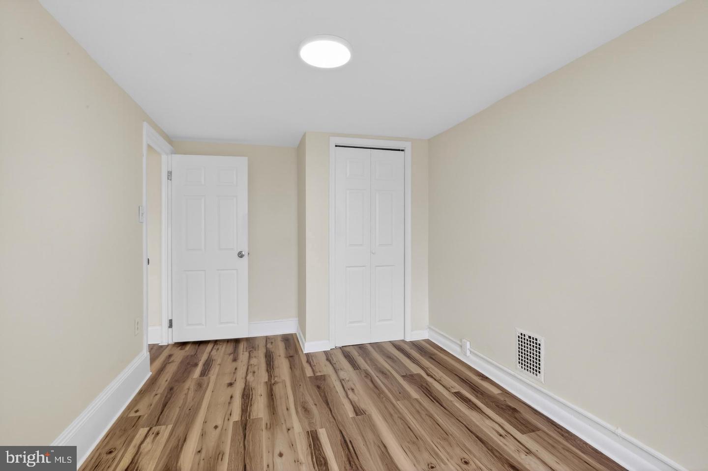 2306 Mercer St Property Photo 24