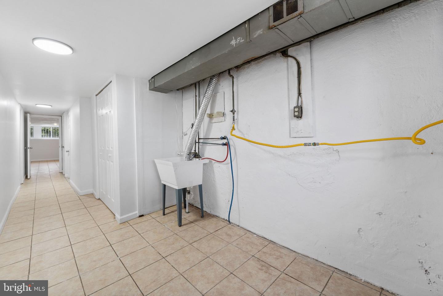 9960 Woodfern Rd Property Photo 25