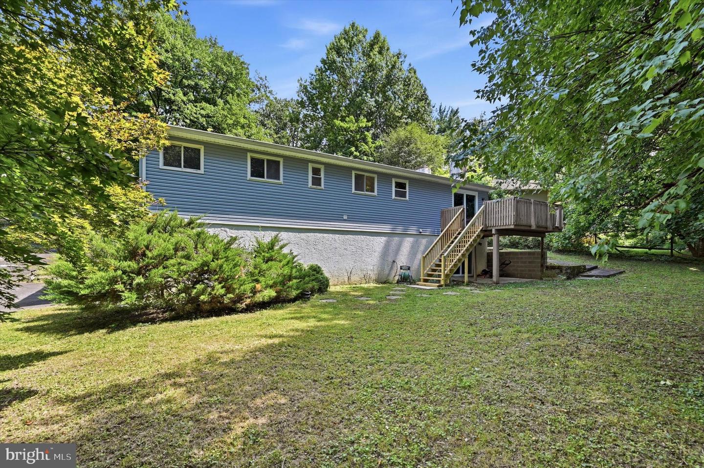 1035 W Allens Ln Property Photo 25
