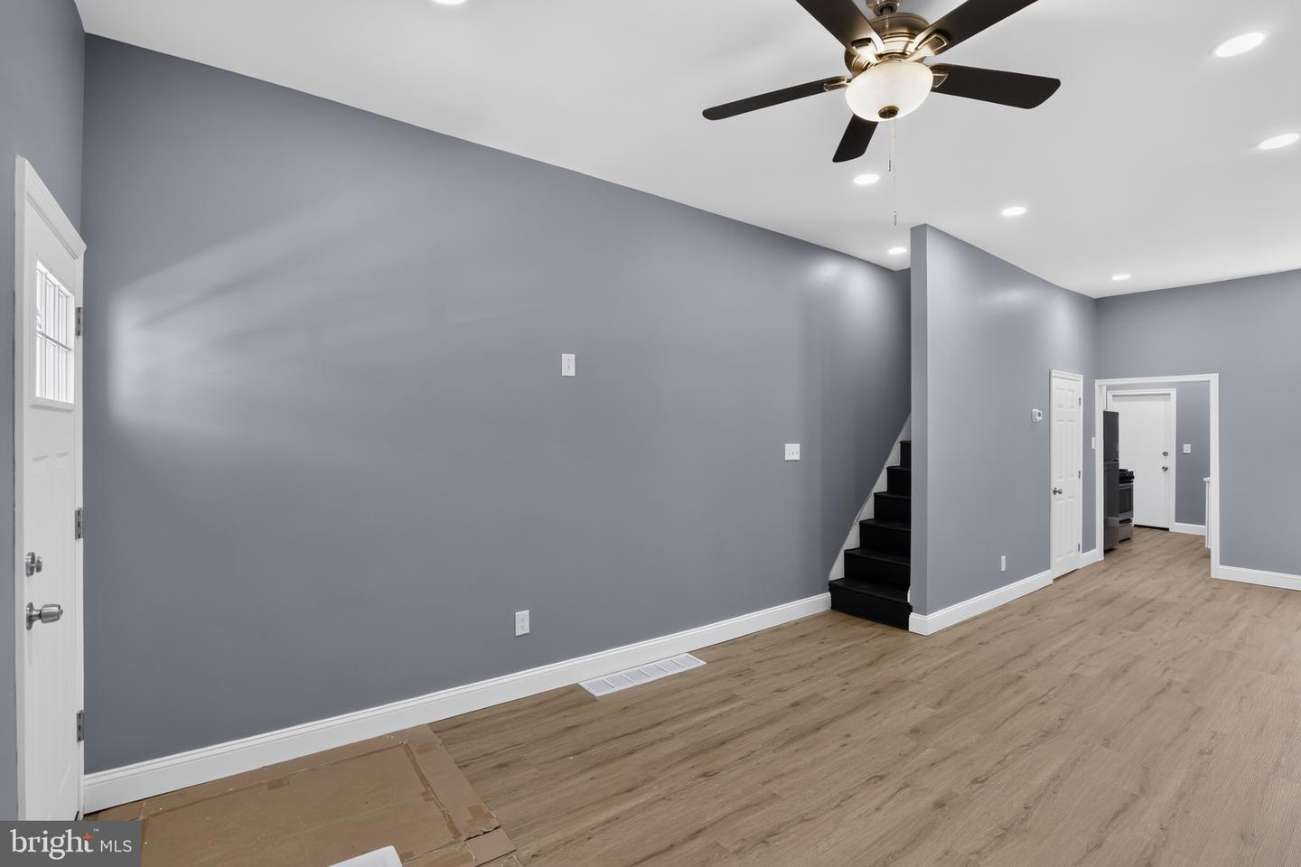 3053 Janney St Property Photo 2