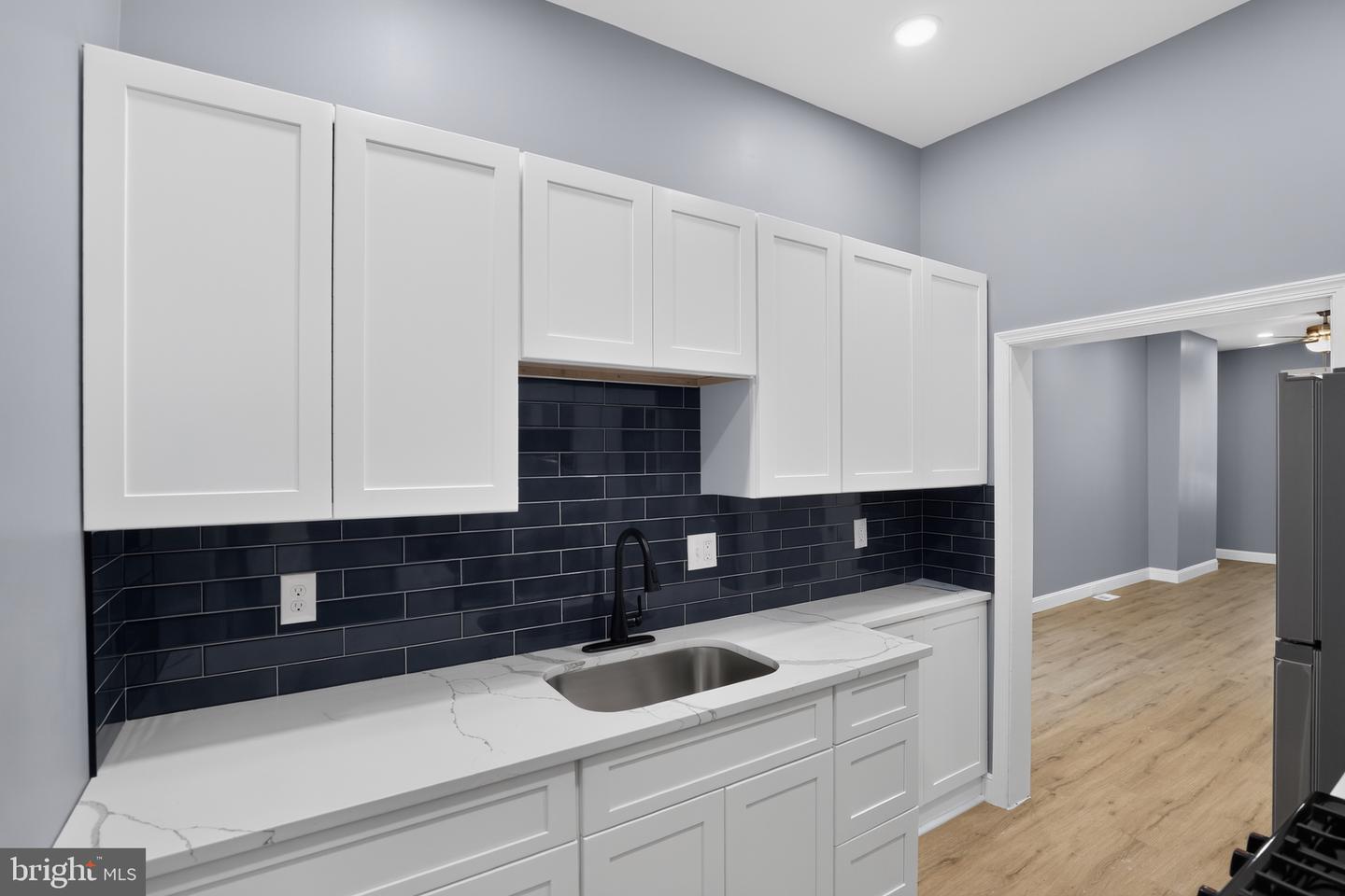 3053 Janney St Property Photo 5
